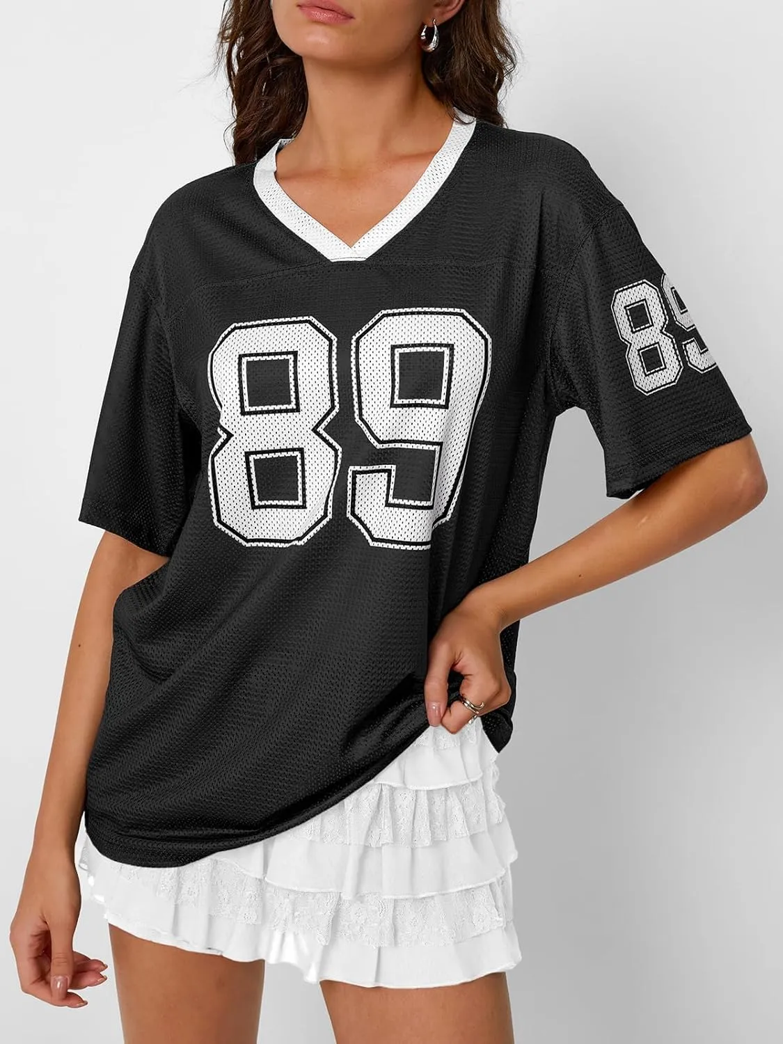 Trendy Queen Jersey Shirts for Women V Neck Oversized Tshirts Y2K Graphic Tees 2025 Summer Short Sleeve Plus Size Tops